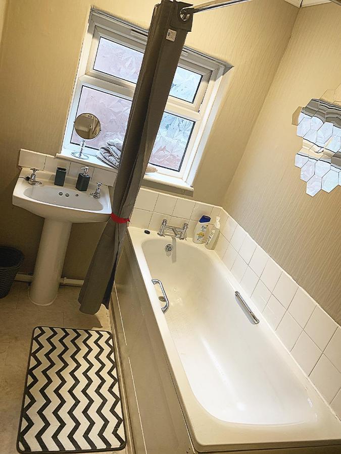 Double Room Bentilee Bucknall  Exterior photo